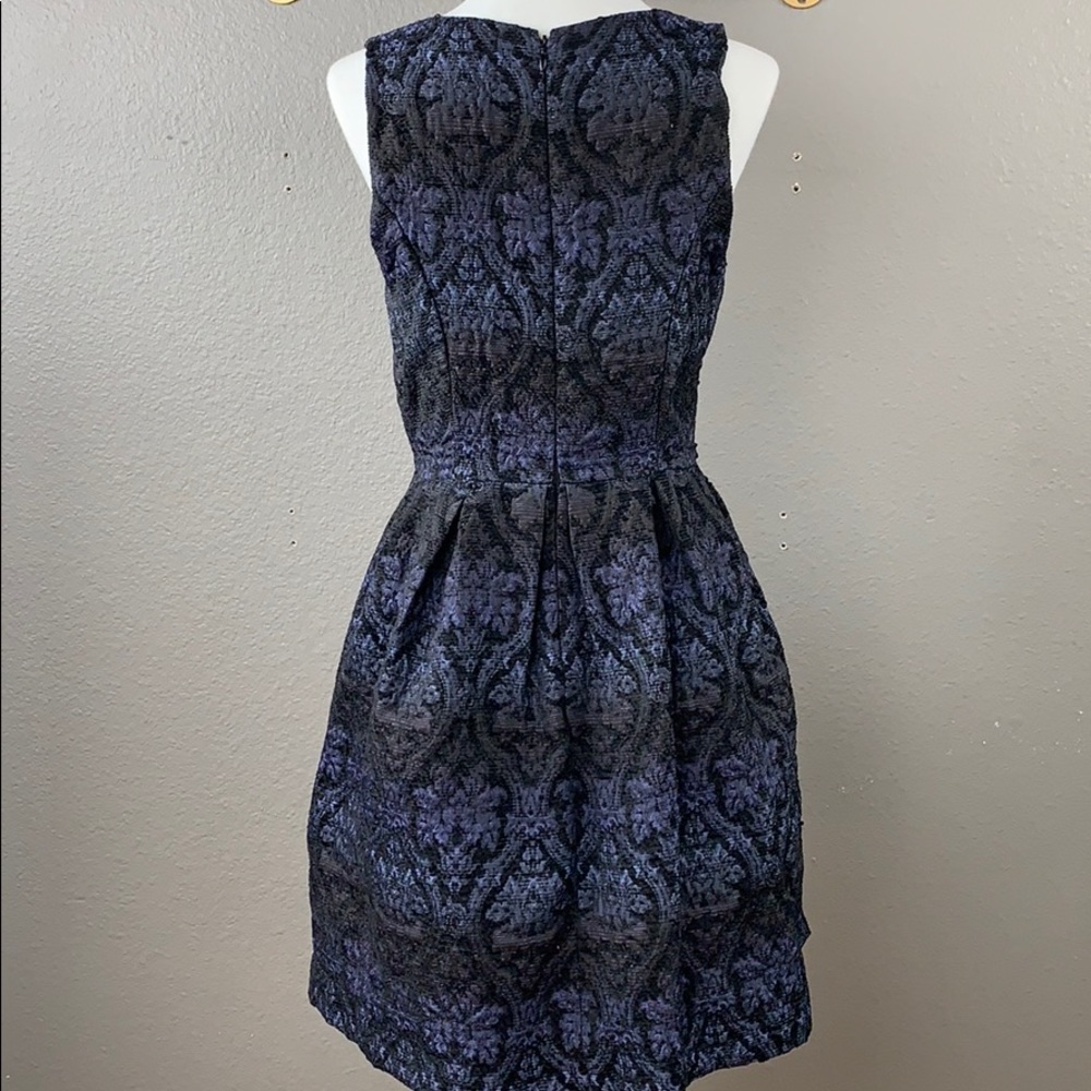 Forever 21 brocade damask fit and flare dress - Picture 4 of 7
